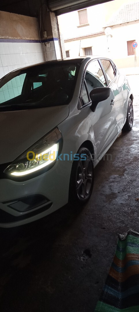 Renault Clio 4 2021 GT Line +