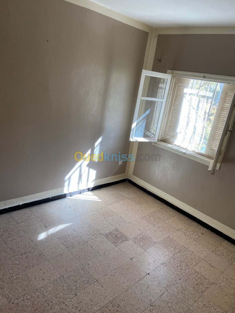 Vente Appartement F4 Oum El Bouaghi Ain beida