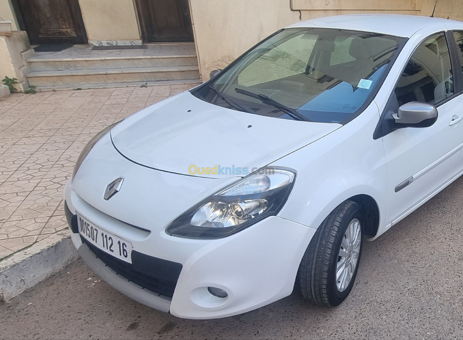 Renault Clio 3 2012 Night and Day