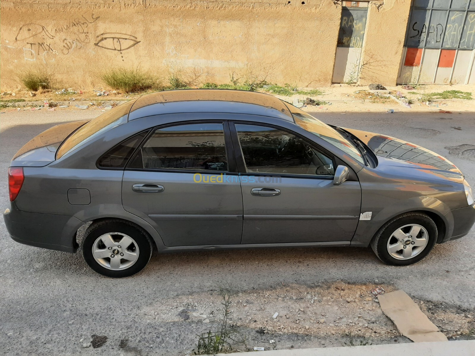 Chevrolet Optra 4 portes 2012 Optra 4 portes