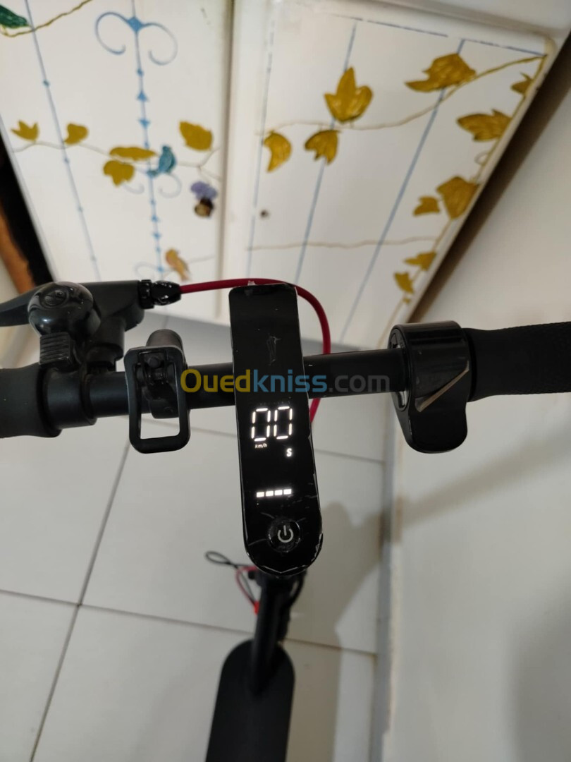 Trottinette électrique copie Xiaomi 