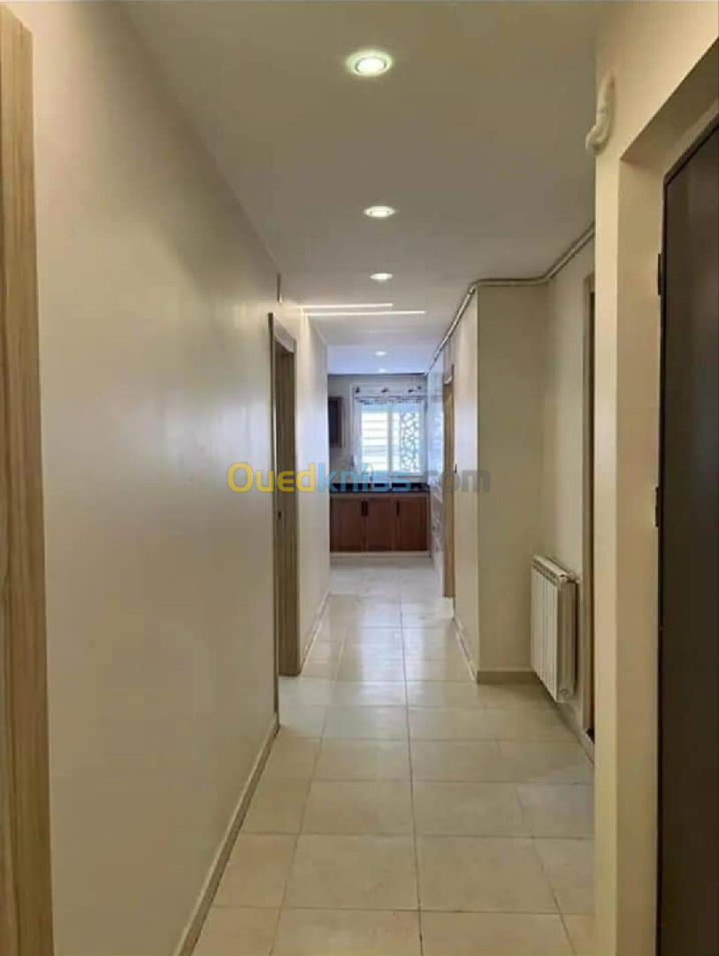 Vente Appartement F5 Alger Bordj el bahri