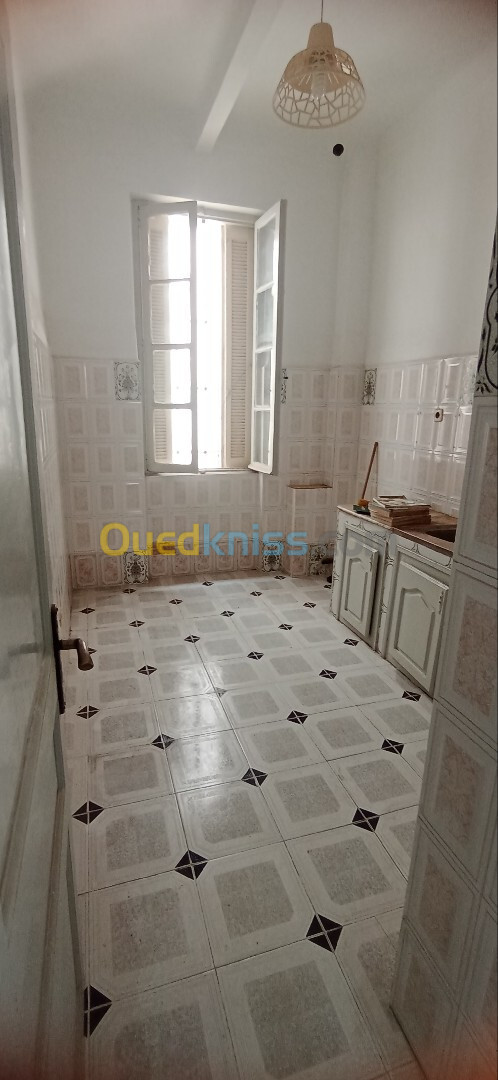 Location Niveau De Villa F4 Alger Kouba