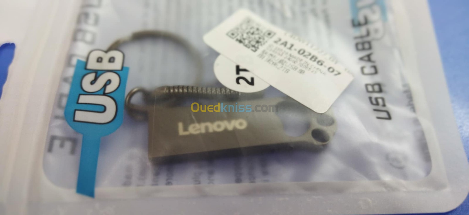  FLASH DISQUE lenovo   2 tera (2000 giga) ORIGINAL