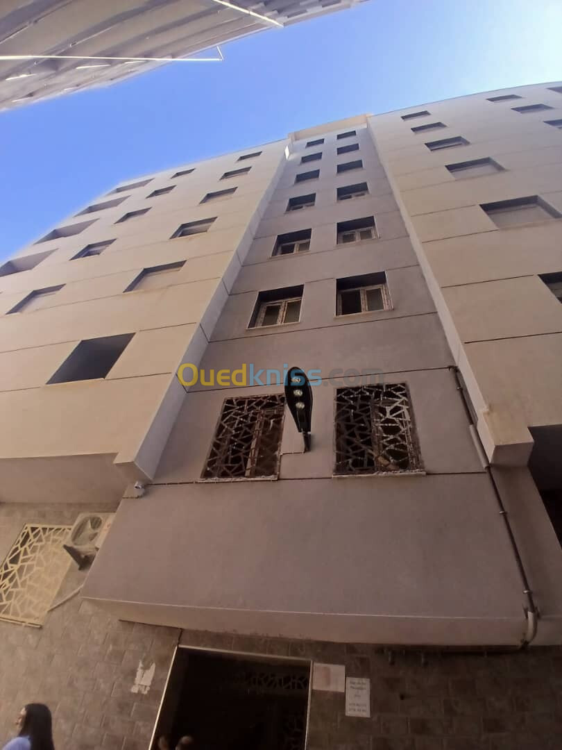 Vente Appartement F4 Alger Bordj el kiffan