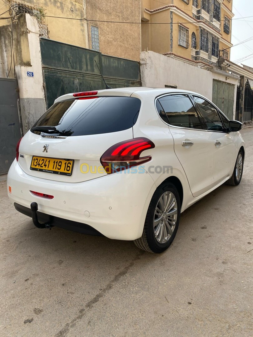 Peugeot 208 2019 Allure Facelift