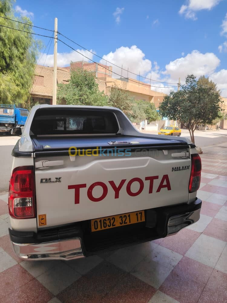 Toyota Hilux 2021 LEGEND SC 4x4