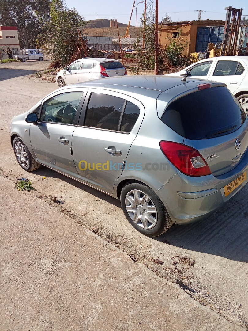 Opel Corsa 2011 Enjoy Pack