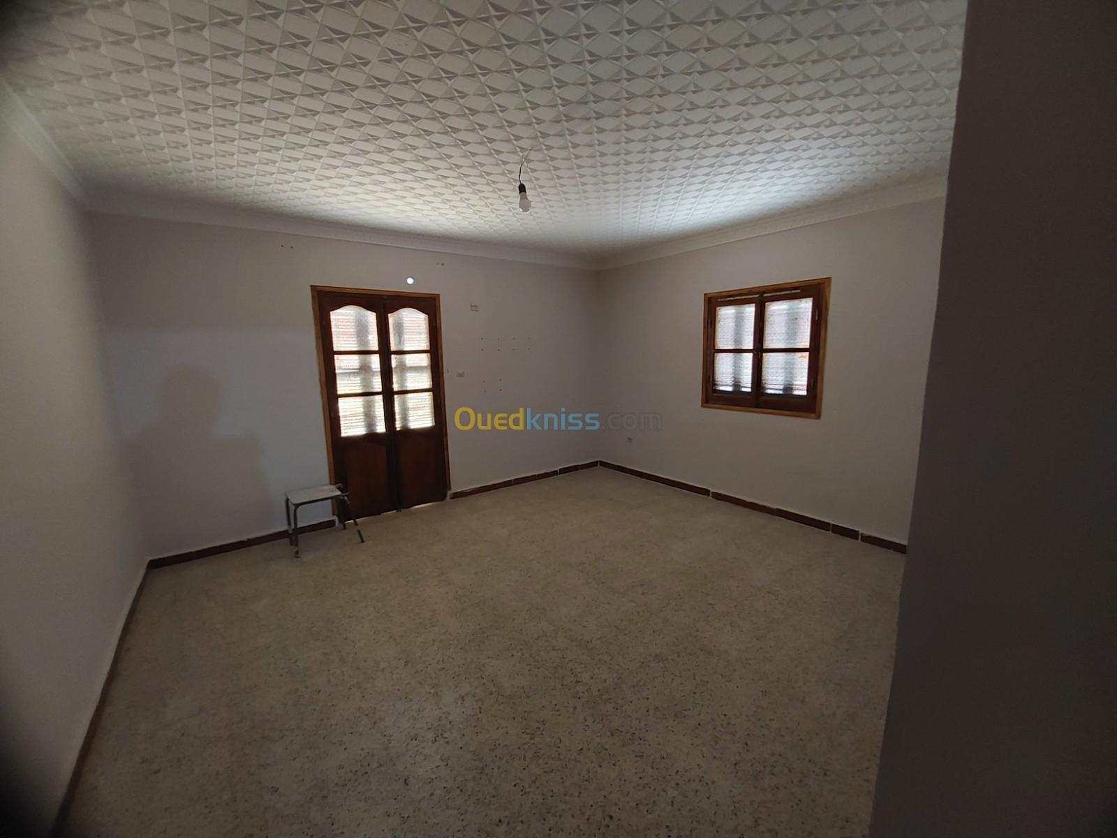 Location Appartement F3 Ouargla Hassi messaoud