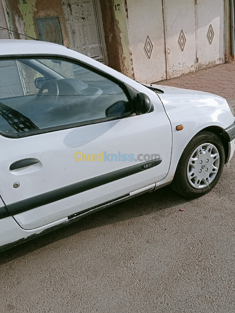 Renault Clio 2 2000 Expression