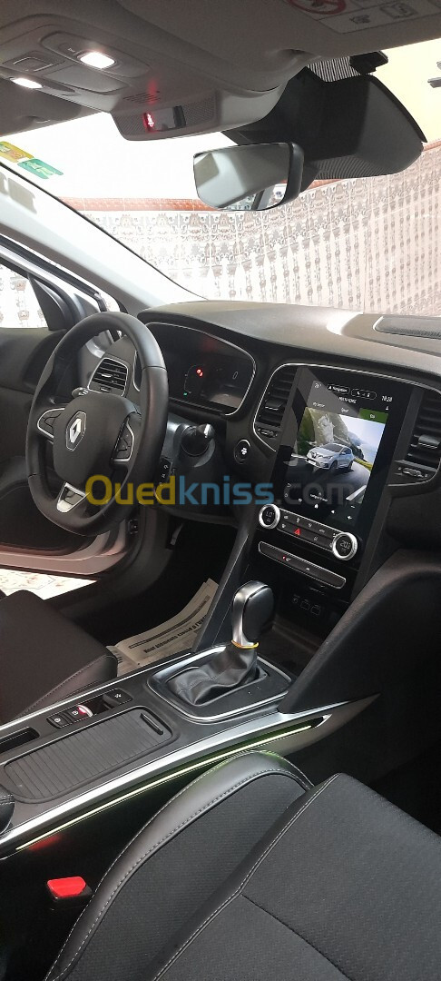 Renault Megane 4 2023 Techno