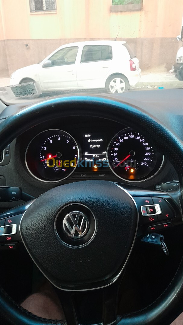 Volkswagen Polo 2016 