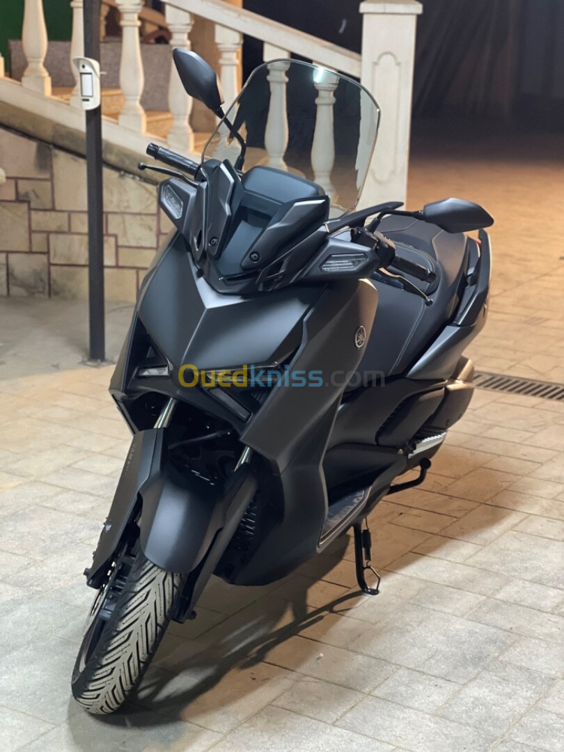 Yamaha Xmax 300 2024