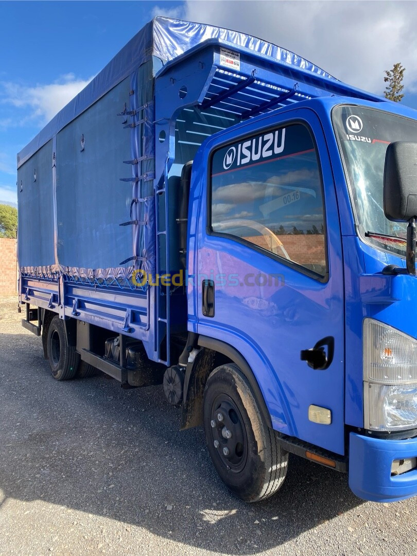 Isuzu Isuzu 2014