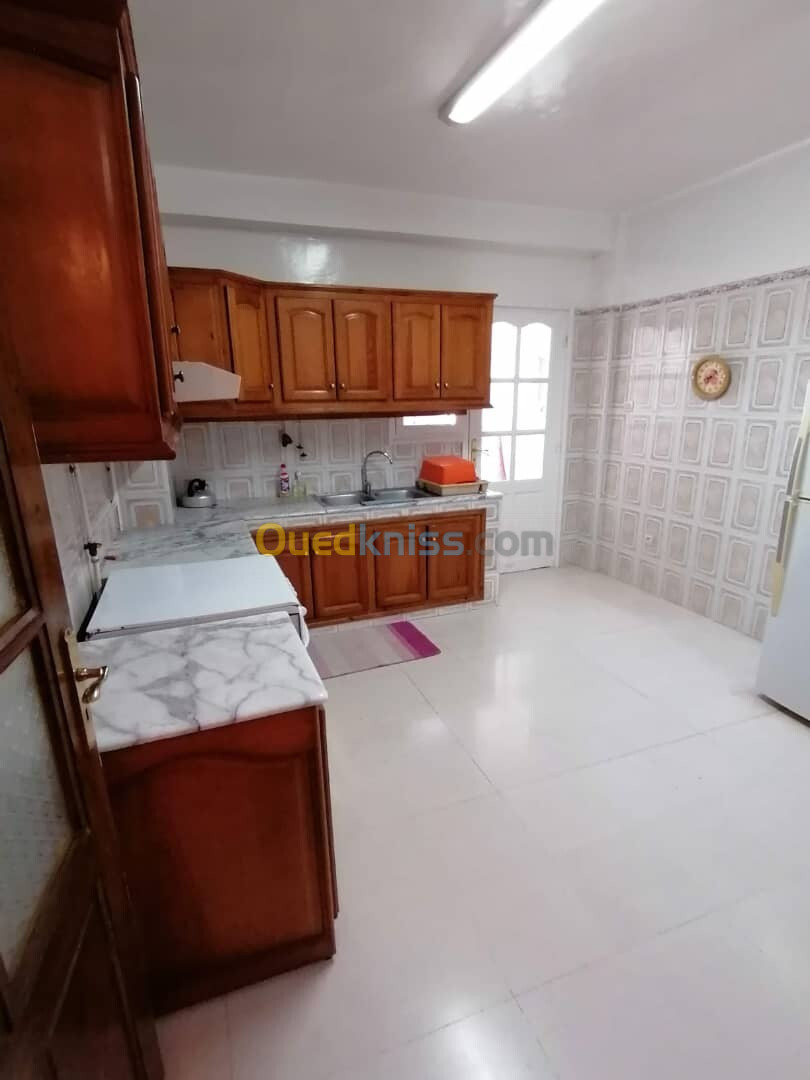 Location Appartement F4 Alger El harrach