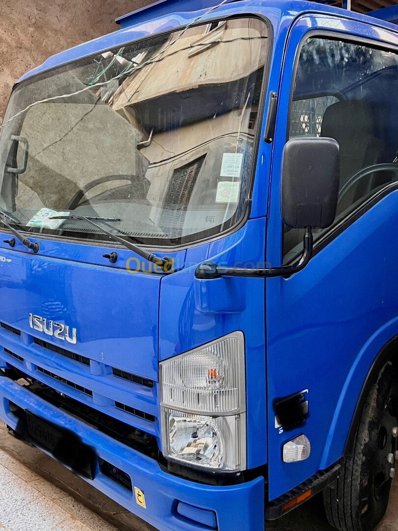 Isuzu Npr71 2013