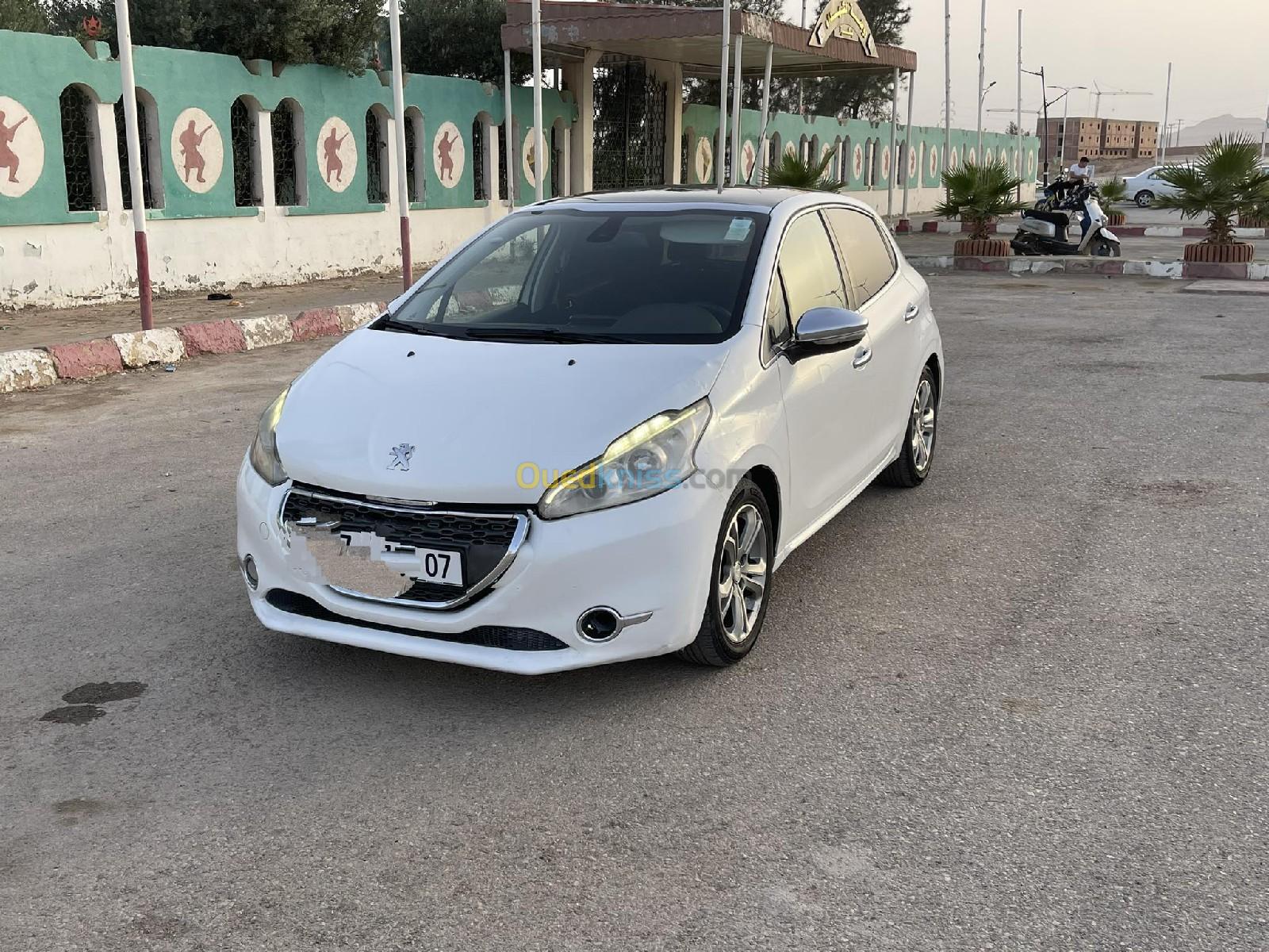 Peugeot 208 2013 Allure