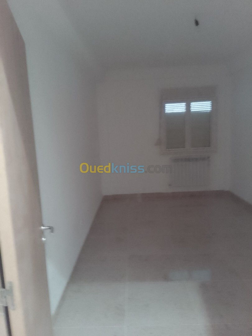 Location Appartement F3 Alger Ain benian