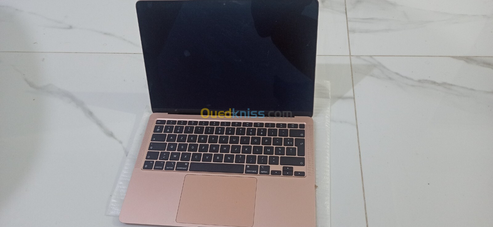 MacBook Air M1 16go