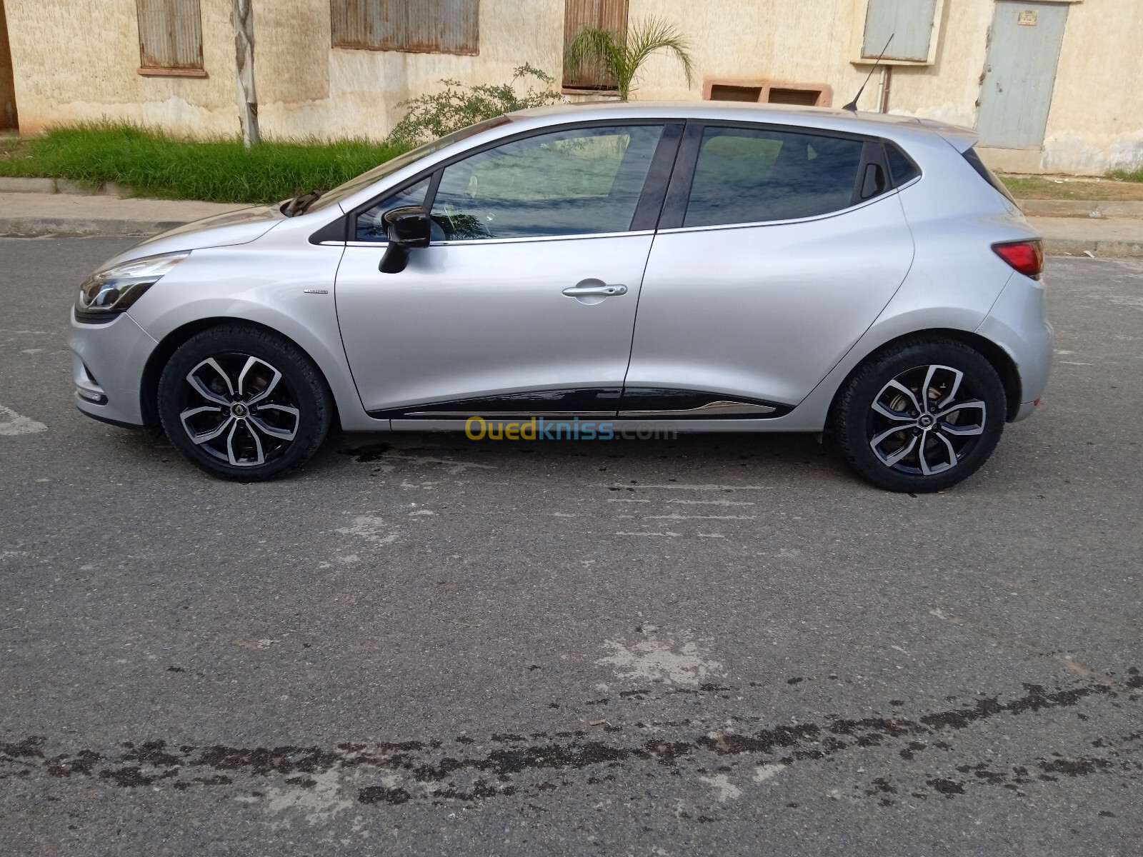 Renault Clio 4 2019 Limited 2