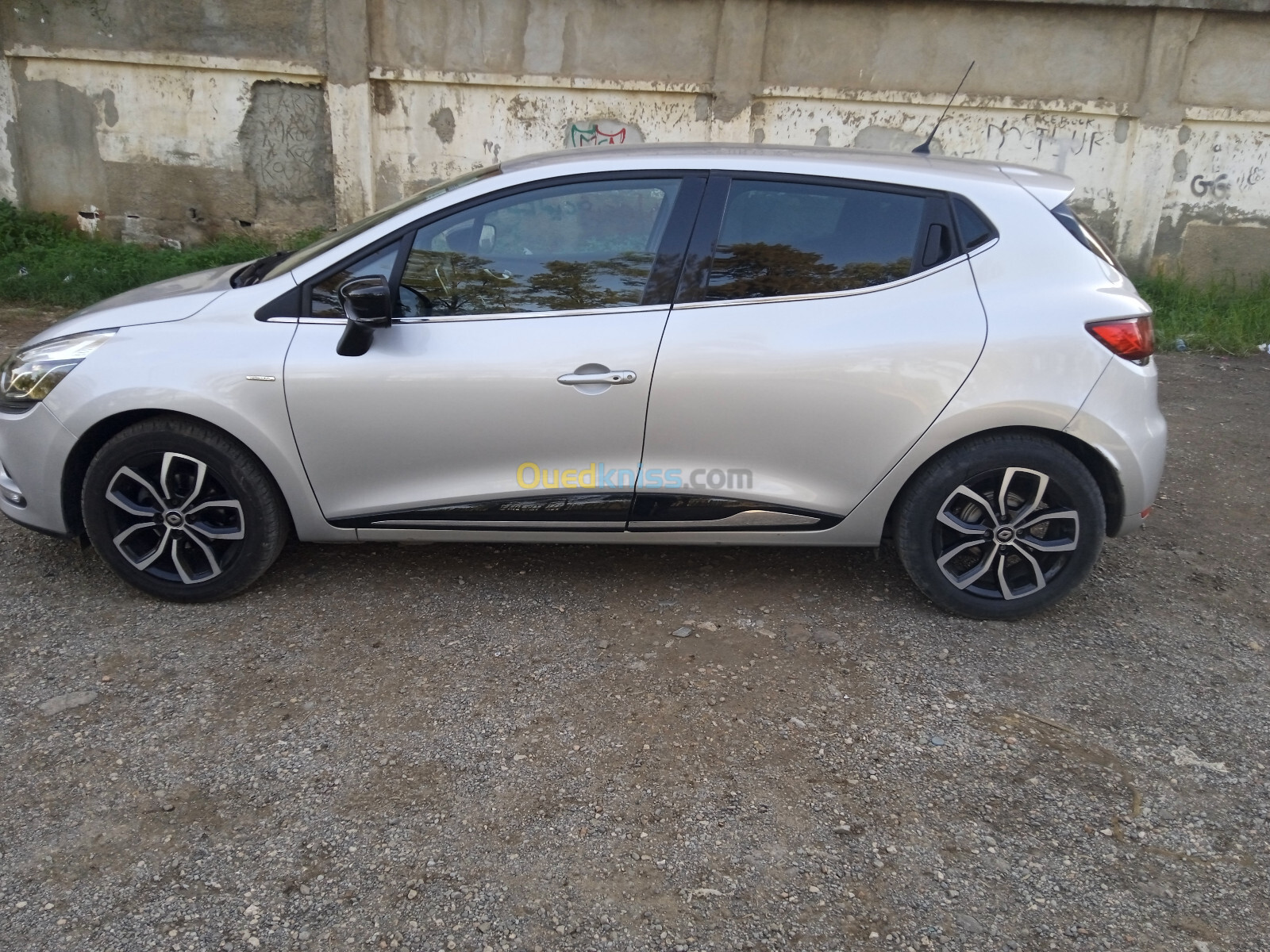 Renault Clio 4 2019 Limited 2