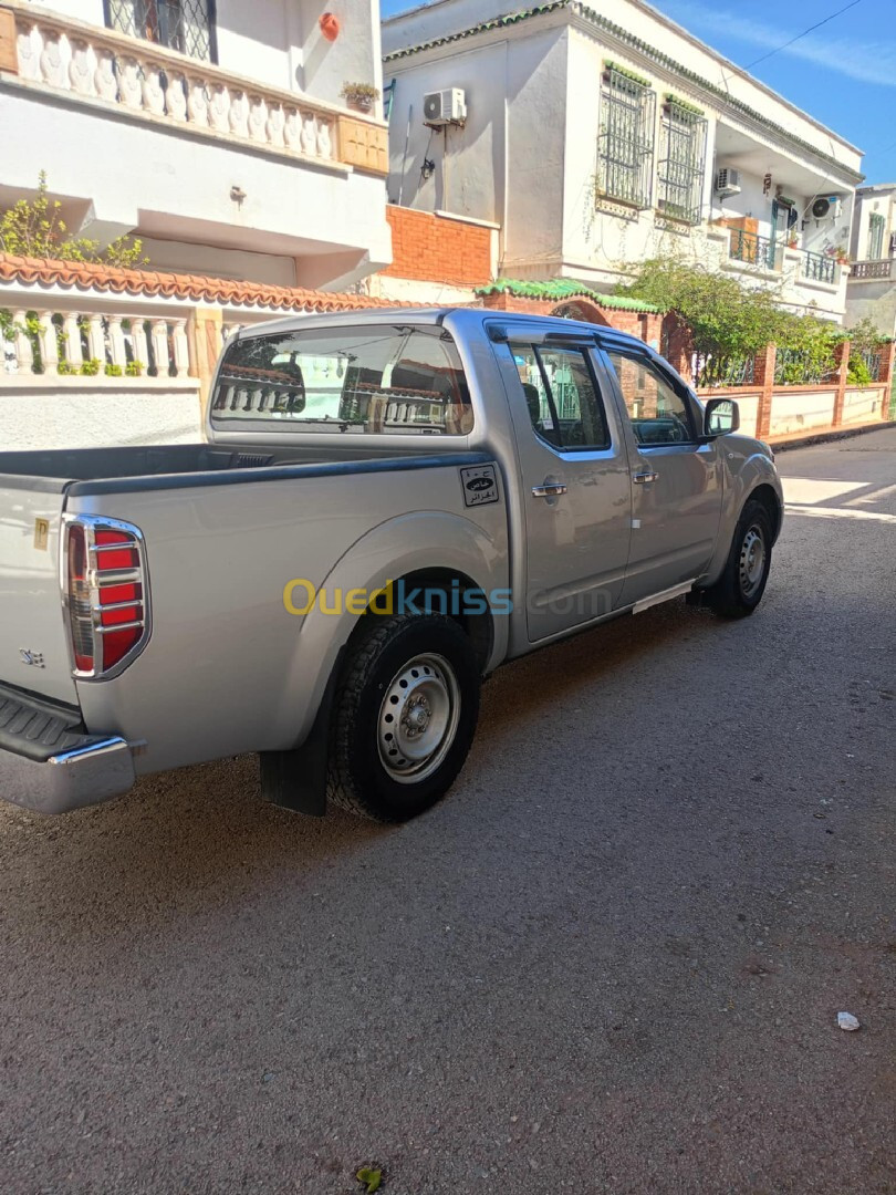 Nissan Navara 2015 Elegance 4x2