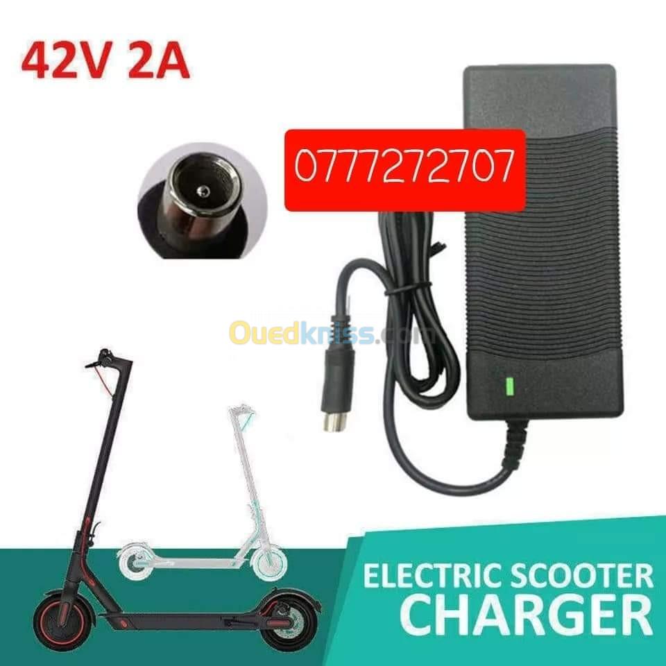 Chargeur vélo trottinette scooter électrique 