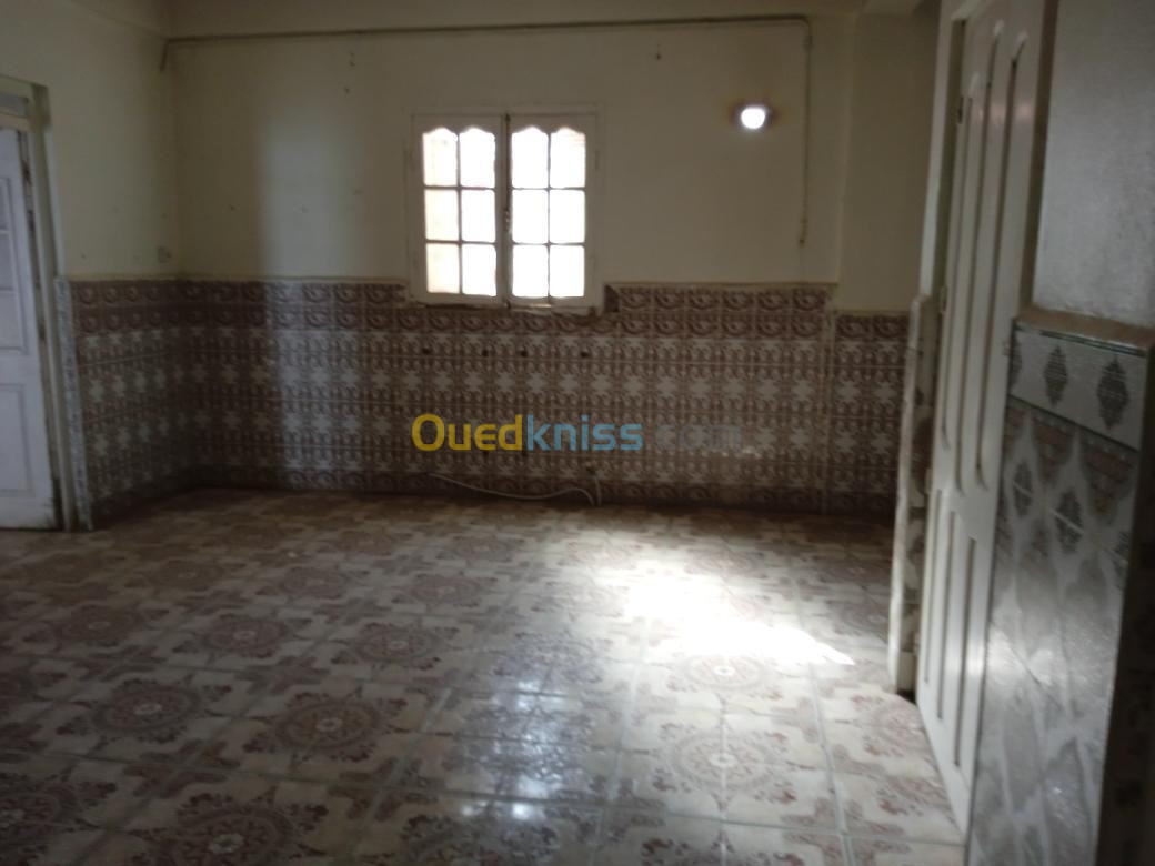 Vente Villa Oum El Bouaghi Ain beida