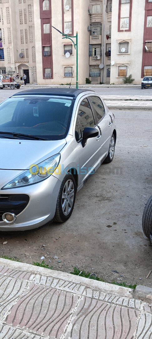 Peugeot 207 2008 207