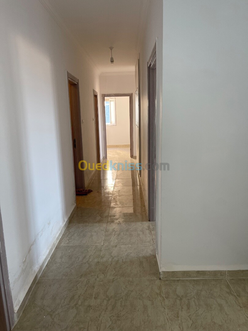 Location Appartement F5 Alger Mahelma