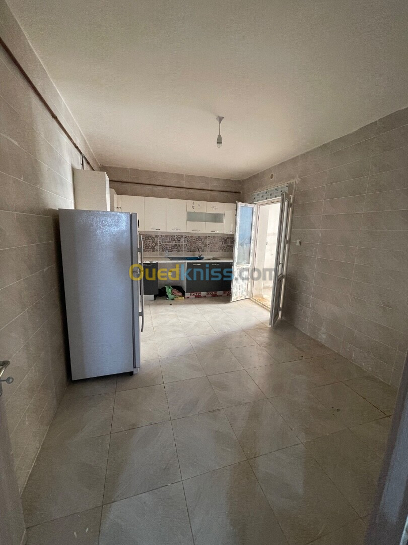 Location Appartement F5 Alger Mahelma