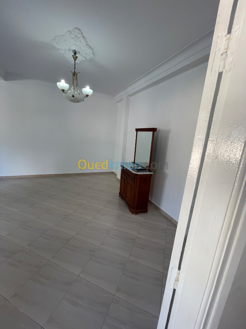 Location Niveau De Villa F6 Alger Hydra