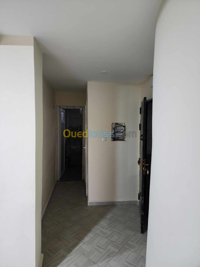 Location Appartement F3 Tizi Ouzou Tigzirt