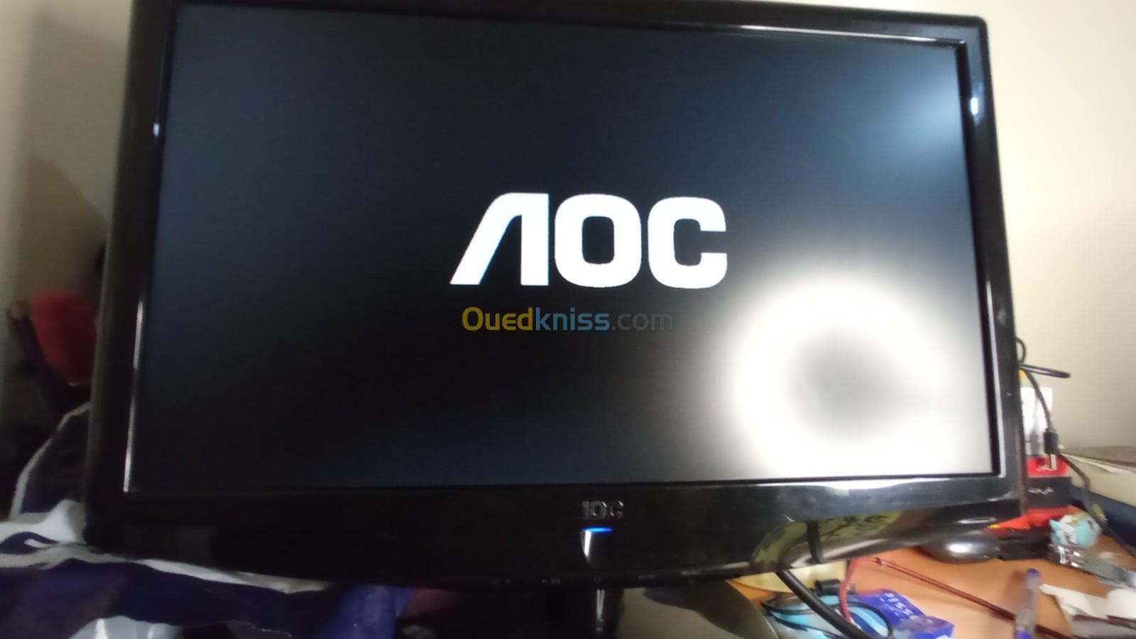 AOC 931Swl Moniteur LCD d'ordinateur à écran large de 18,5 pouces