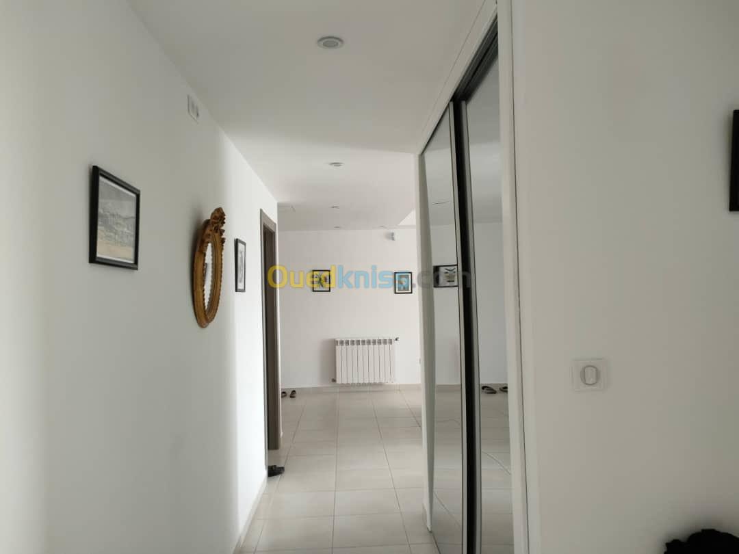 Location Appartement F4 Alger Hydra