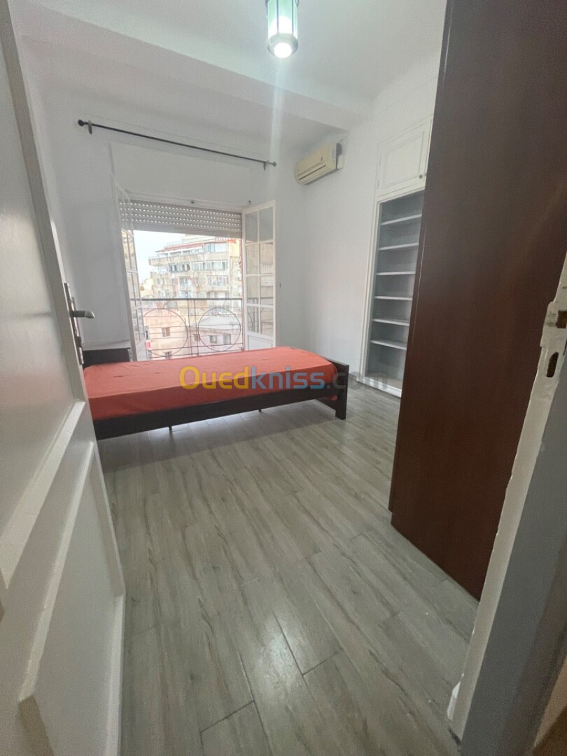 Location Appartement F4 Alger Hydra