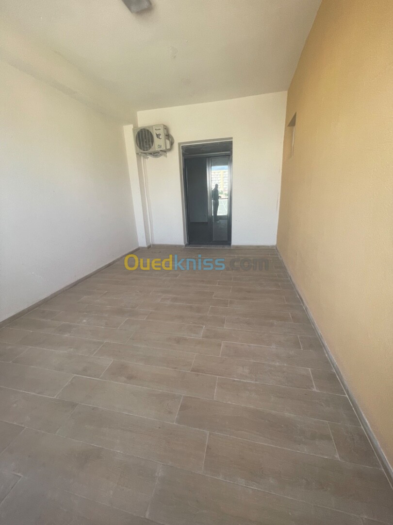 Location Appartement F3 Alger Hydra