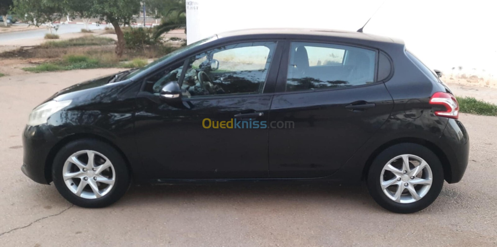 Peugeot 208 2013 208