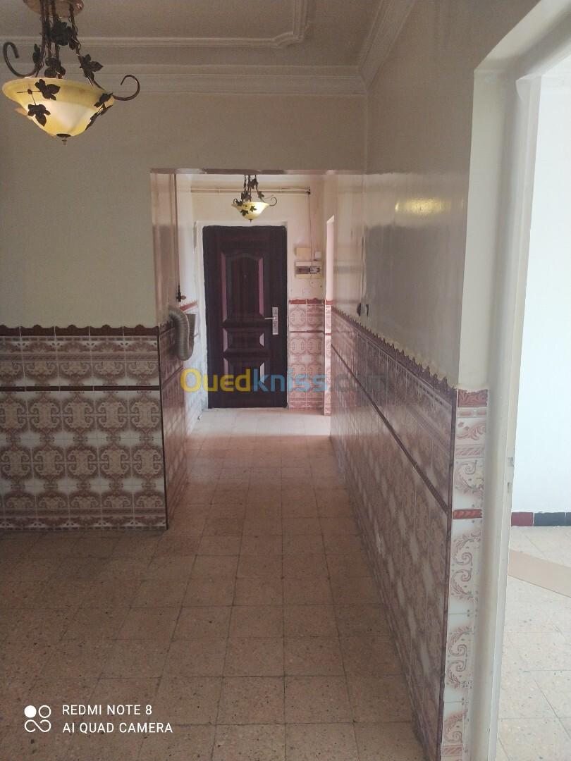 Location Appartement F4 Blida Ouled yaich