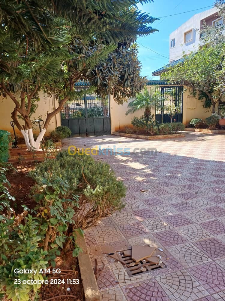 Location Appartement F4 Alger Birkhadem