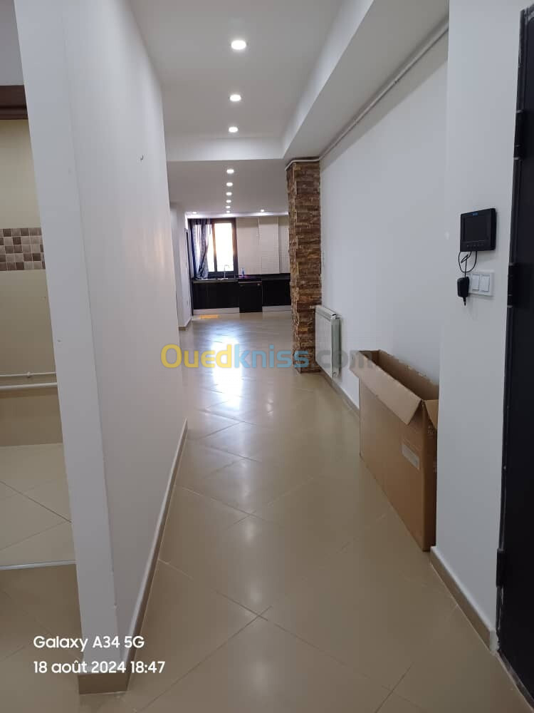 Location Appartement F4 Alger Birkhadem