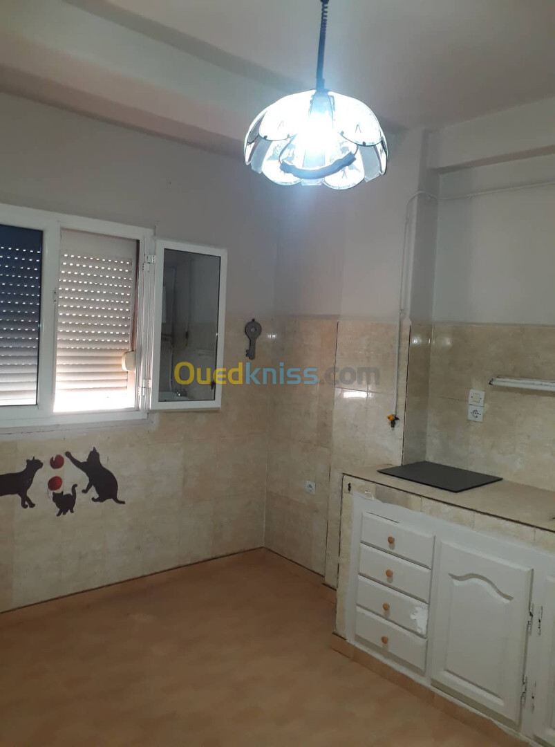 Location Appartement F2 Oran Oran