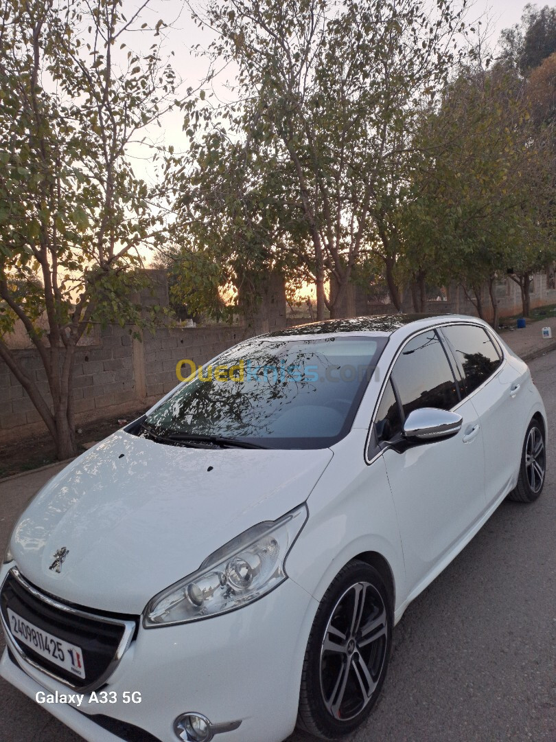 Peugeot 208 2014 Allure