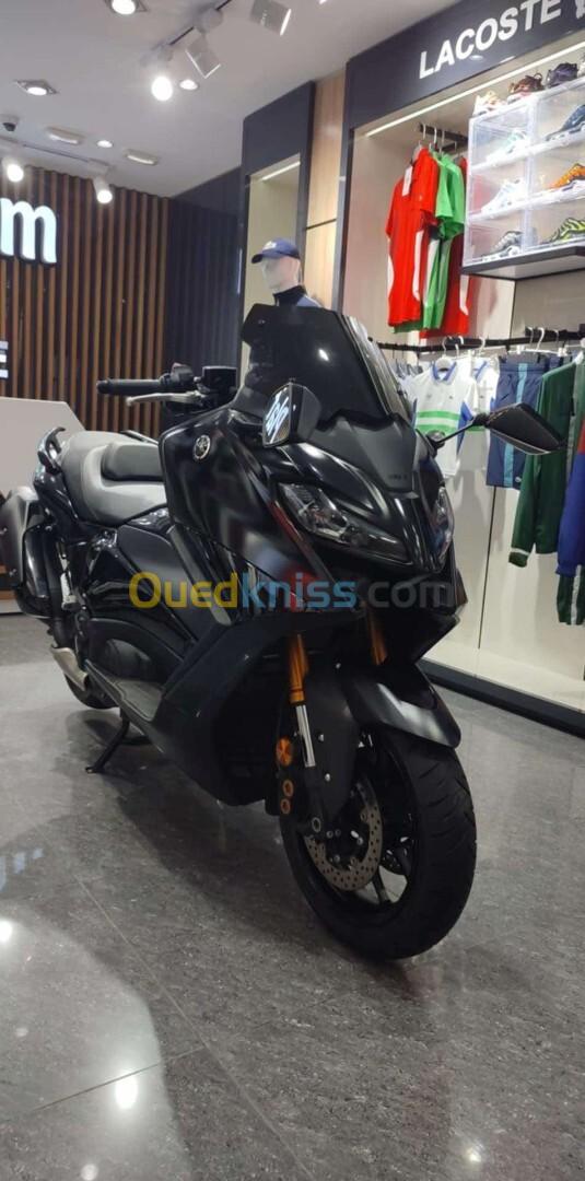 YAMAHA T MAX 562 2023