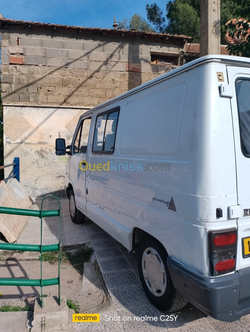 Renault TRAFIC 1998