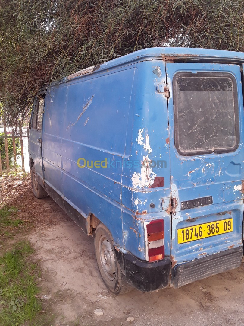 Renault TRAFIC 1985