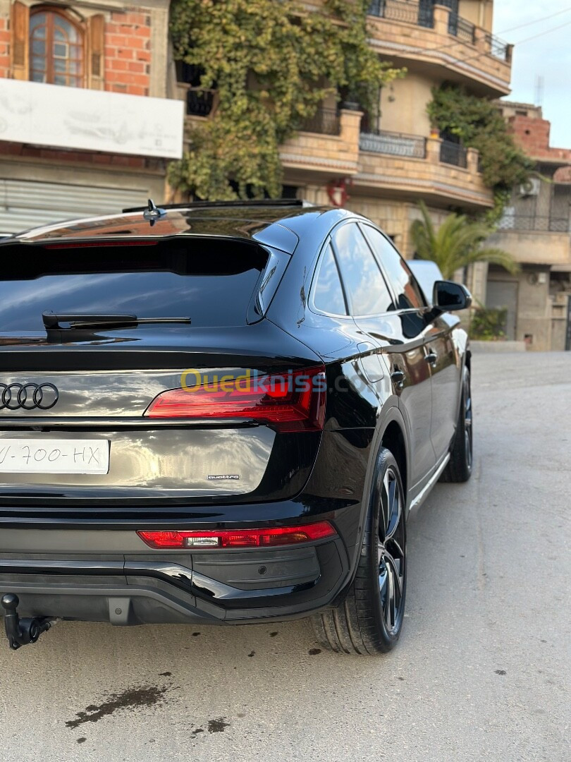 Audi Q5 2023 Blak