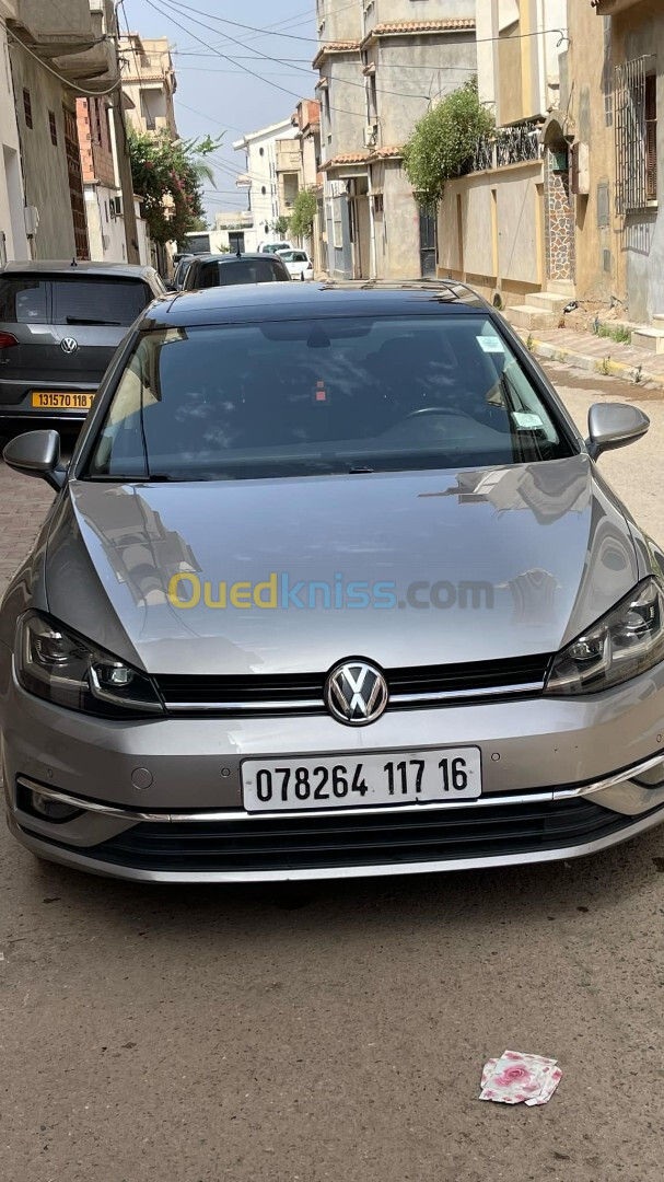 Volkswagen Golf 7 2017 Carat +