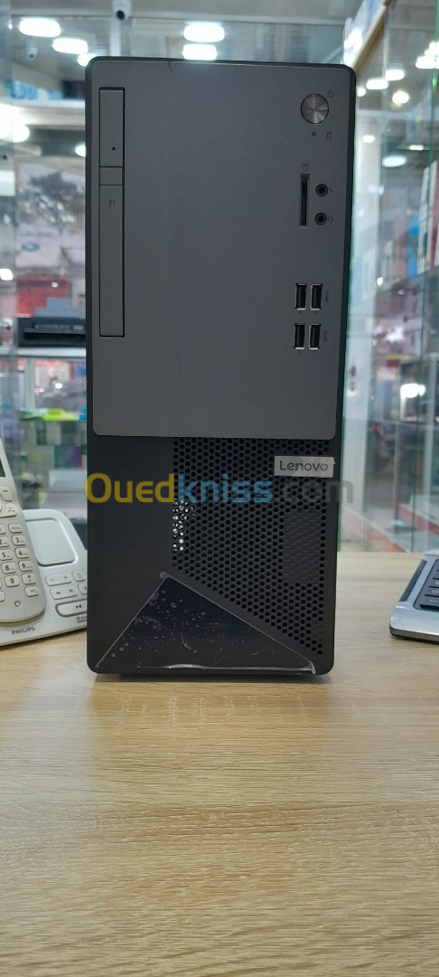 Lenovo V50t-131MB  i7 10eme