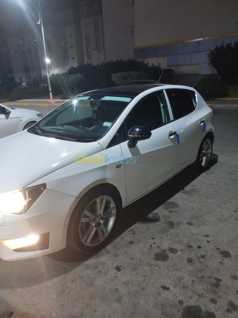 Seat Ibiza 2011 Fully +Toit ouvrant